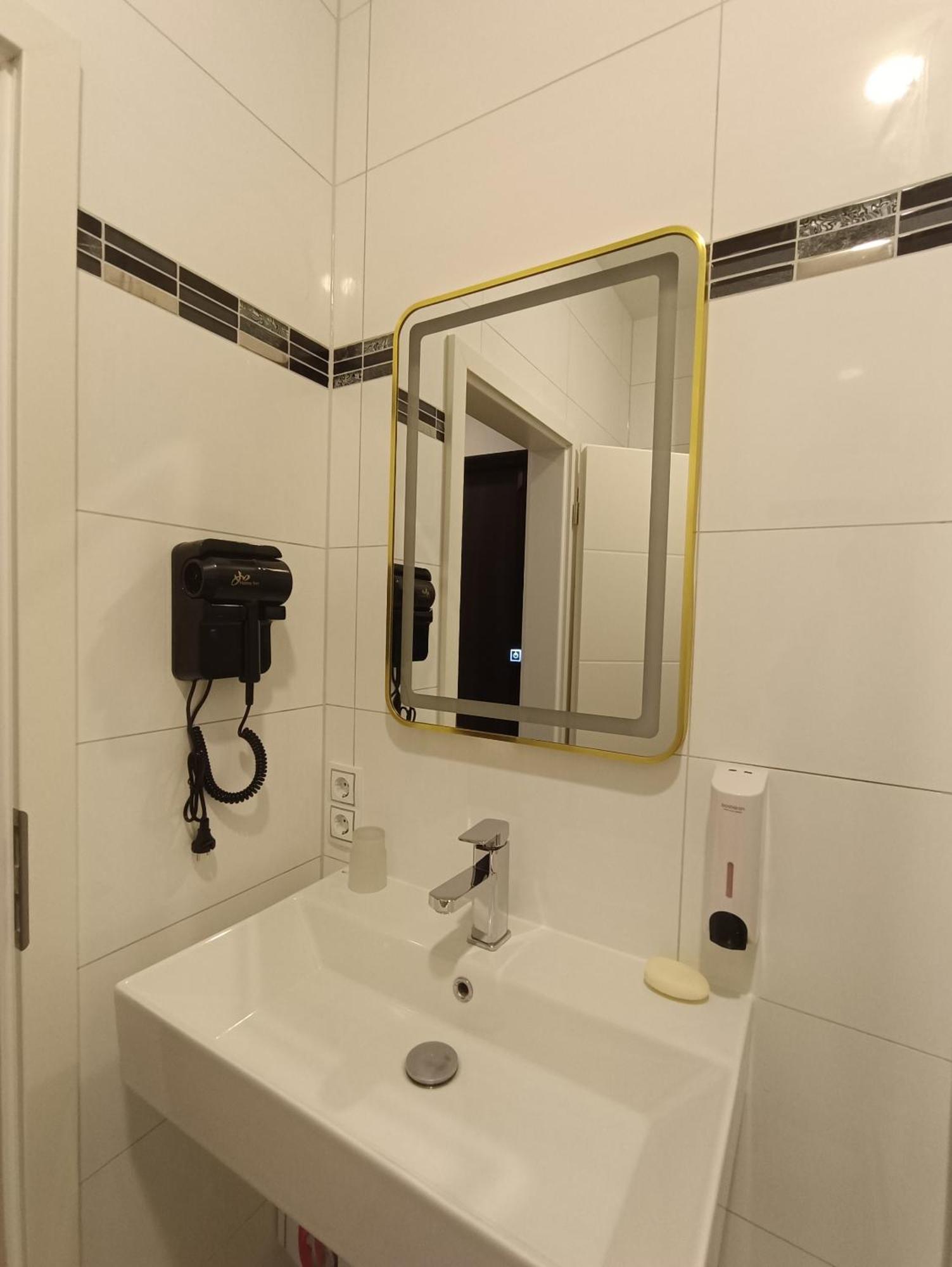 Hotel Destille دورماغن المظهر الخارجي الصورة